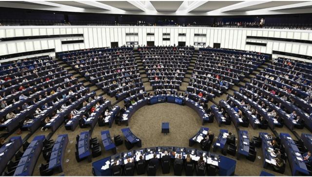 Ενεργειακή κρίση: Οι ευρωβουλευτές ξοδεύουν €114 εκατ. για να πηγαινοέρχονται από Βρυξέλλες - Στρασβούργο