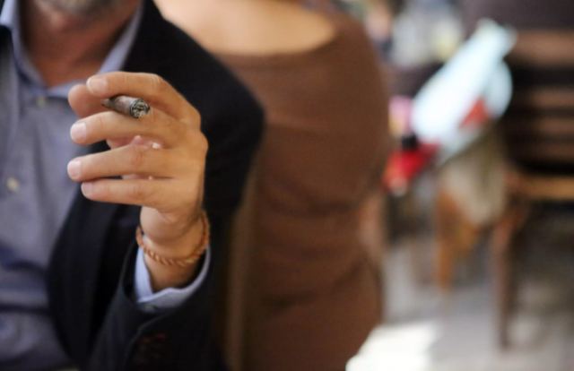 Κορωνοϊός: Νέα μελέτη για κάπνισμα και ΧΑΠ