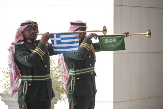 Μητσοτάκης με Αλ Σαούντ: Συνεργασία Ελλάδας - Σαουδικής Αραβίας για τη σταθερότητα της περιοχής