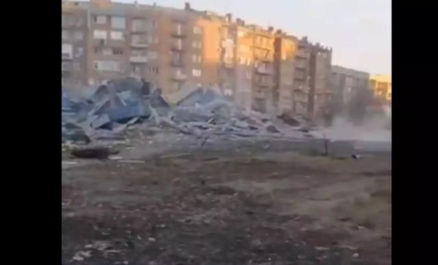 Ρωσία: Πανίσχυρη έκρηξη ισοπέδωσε σούπερ μάρκετ - «Υπάρχουν θύματα» (video)