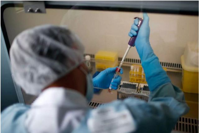 Κορωνοϊός: Παγκόσμιος συναγερμός – Εντοπίστηκε μετάλλαξη του ιού που τον κάνει 10 φορές πιο μολυσματικό