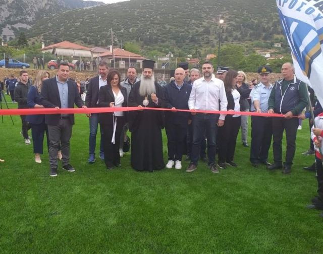 Εγκαινιάστηκε το νέο γήπεδο ποδοσφαίρου 8Χ8 της Αμφίκλειας
