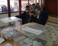 Εκλογές ΚΙΝΑΛ - ΠΑΣΟΚ: Μεγάλη προσέλευση και στη Φθιώτιδα