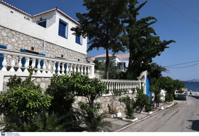 Ξεκίνησε η συνεδρίαση της ΚΟ του ΣΥΡΙΖΑ στις Σπέτσες – Το καλωσόρισμα Κασσελάκη και το «σχέδιο για το ελληνικό όνειρο»