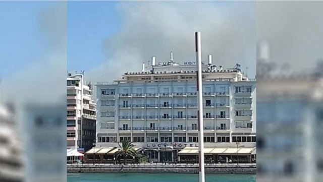 Φωτιά στη Χαλκίδα κοντά σε κατοικημένη περιοχή - Οι καπνοί έχουν σκεπάσει το κέντρο της πόλης - Βίντεο και φωτογραφίες