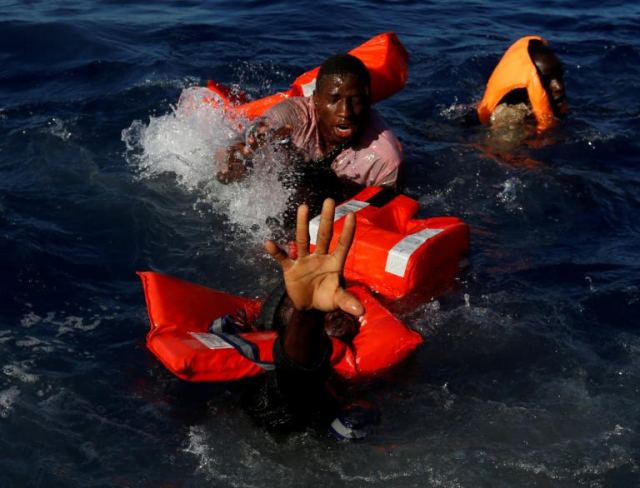 Τουρκία: Οκτώ νεκροί και 7 αγνοούμενοι από το ναυάγιο σκάφους που μετέφερε μετανάστες