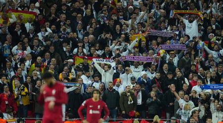 Λίβερπουλ - Ρεάλ Μαδρίτης: Ποδοσφαιρικός πολιτισμός στο «Άνφιλντ», οι φίλοι της Ρεάλ φώναζαν ρυθμικά το όνομα των Reds