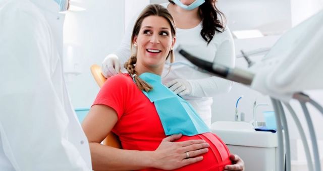 Πηγαίνοντας στον Οδοντίατρο ενώ είστε έγκυος