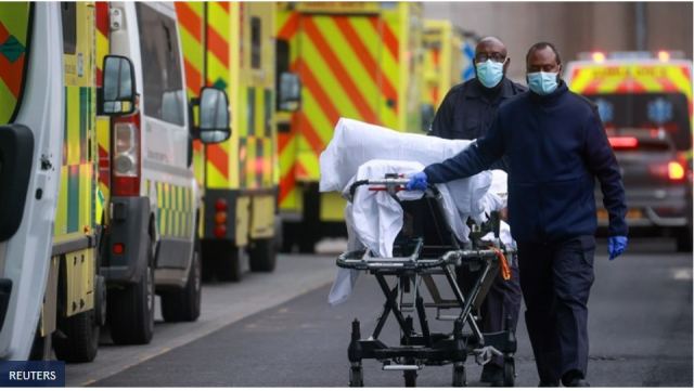 Κορωνοϊός - Βρετανία: Πάνω από 30.000 τα νέα κρούσματα σε ένα 24ωρο - 610 νέοι θάνατοι