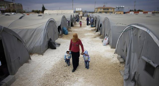 Handelsblatt: Αλλαγές υπέρ της στην συμφωνία για το προσφυγικό επιβάλλει η Τουρκία