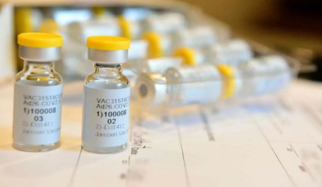 Κορωνοϊός: Ο ΠΟΥ «ψηφίζει» εμβόλιο της Johnson &amp; Johnson στις χώρες όπου κυκλοφορούν μεταλλάξεις