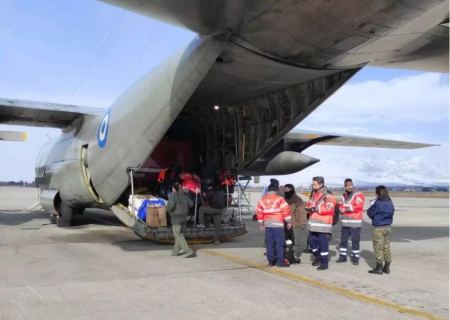 Αναχώρησε η ελληνική αποστολή βοήθειας στην Τουρκία μετά τον φονικό σεισμό - Το «ευχαριστώ» της τουρκικής πρεσβείας στην Αθήνα