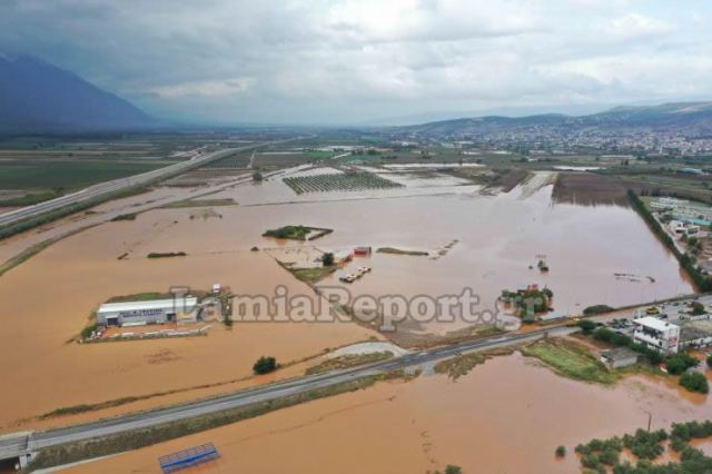 Πλημμύρες και καταστροφές στη Λαμία - Βίντεο από ψηλά