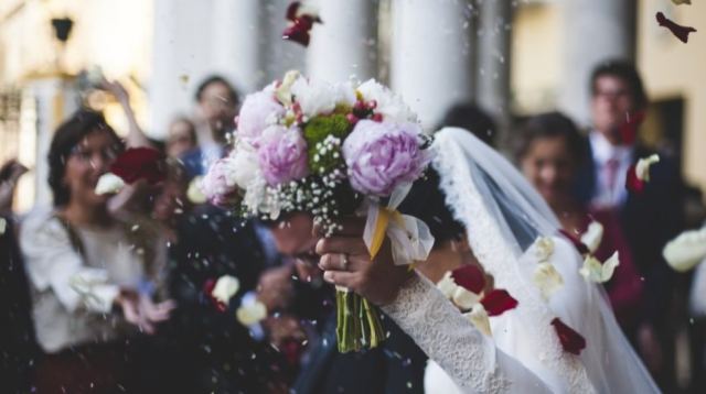 Έβρος: Κρούσματα κορωνοϊού και σε δεύτερο γάμο - Θετικό το ζευγάρι