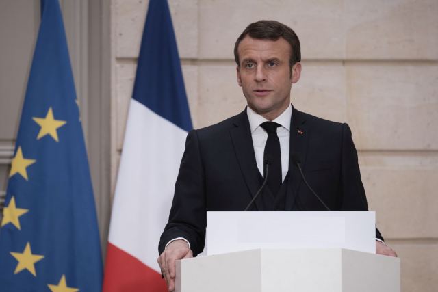 Γαλλία: Παραιτήθηκε η κυβέρνηση του Εντουάρ Φιλίπ - Ολοταχώς για ανασχηματισμό πάει ο Μακρόν