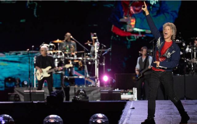 Το αντιρατσιστικό τραγούδι των Bon Jovi: Οι ρόκερς μιλούν για τη δολοφονία του Τζορτζ Φλόιντ