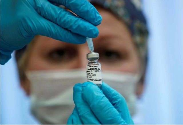 Δημοσκόπηση: Ένας στους τέσσερις δεν θα εμβολιαστεί για τον κορωνοϊό! Αποκαλυπτικά ευρήματα