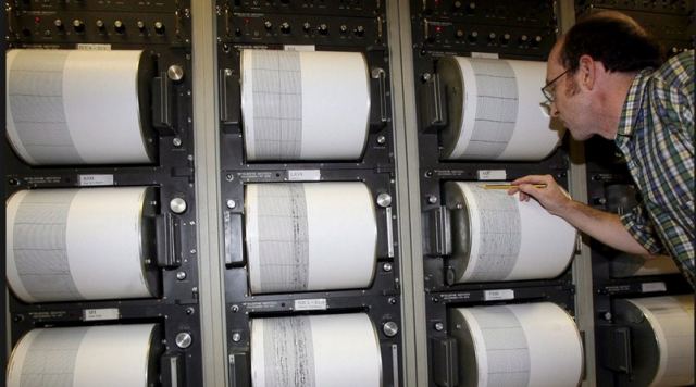 Σεισμός στην Αττική: Γιατί οι επιστήμονες παρακολουθούν Αταλάντη και Κορινθιακό