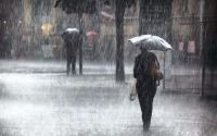 Καιρός: Για βροχές και καταιγίδες «κατηγορίας 3» προειδοποιεί το meteo