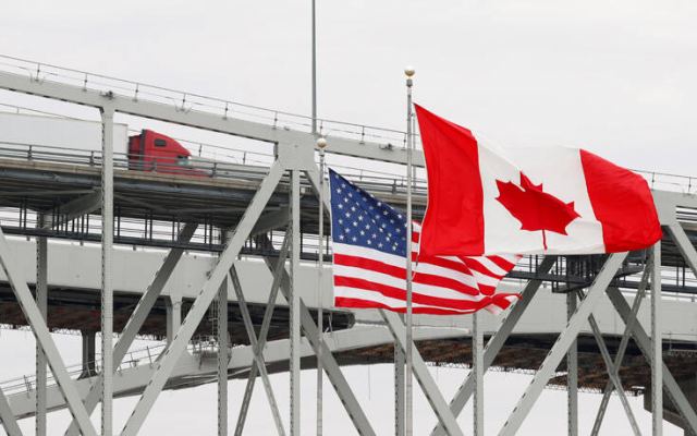 Κορωνοϊός: Κλειστά τα σύνορα ΗΠΑ και Καναδά για τις μη αναγκαίες μετακινήσεις
