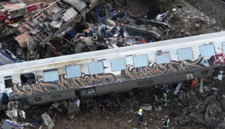 Με εντολή Ντογιάκου επανεξετάζονται τα θανατηφόρα σιδηροδρομικά δυστυχήματα τα τελευταία 15 χρόνια