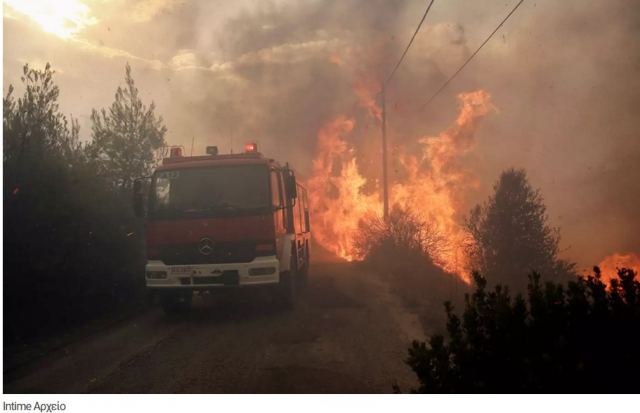Φωτιά στην Κεφαλονιά: Μεγάλη επιχείρηση της πυροσβεστικής