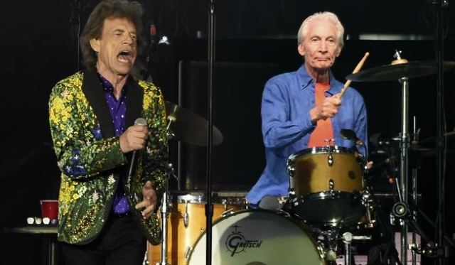 Ρίγη συγκίνησης: Το πρώτο live των Rolling Stones χωρίς τον Τσάρλι Γουότς