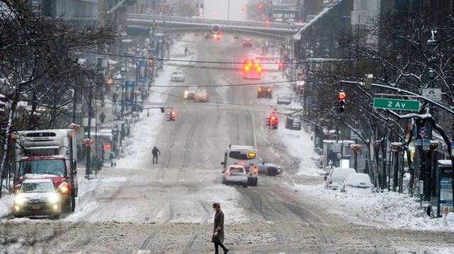 Τρελή κακοκαιρία στις ΗΠΑ: Χιονοπτώσεις ρεκόρ - Στα λευκά η Νέα Υόρκη [εικόνες]