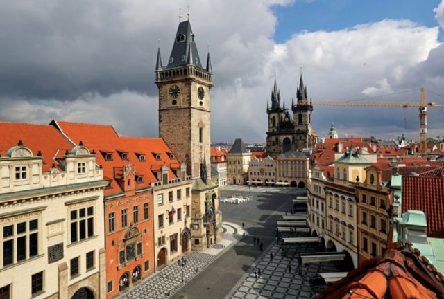 Τσεχία: Αυτό είναι το σχέδιο σταδιακής επαναλειτουργίας καταστημάτων, εστιατορίων και σχολείων
