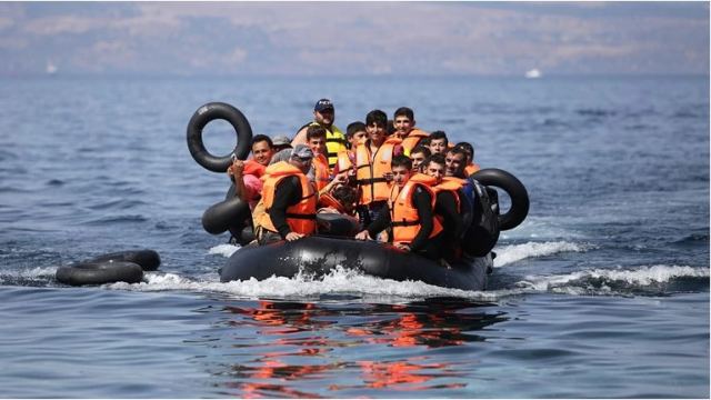 Τραγωδία ανοιχτά της Τυνησίας: 34 νεκροί μετανάστες σε βάρκες - Οι περισσότεροι γυναίκες και παιδιά