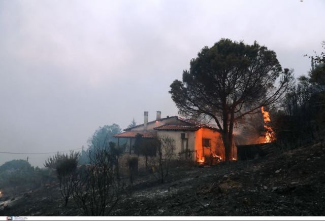 Μήνυμα 112 για την φωτιά στην Αττική – Εκκενώστε Μαλακάσα, Πολυδένδρι και Καπανδρίτι
