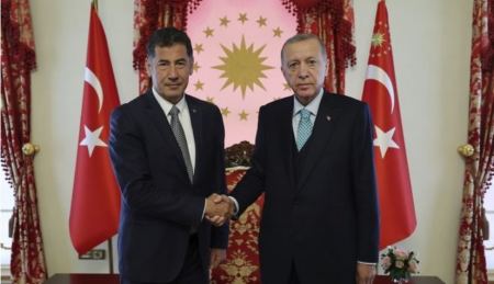 Ξεκάθαρη στήριξη του Σινάν Ογάν στον Ερντογάν στο δεύτερο γύρο των τουρκικών εκλογών