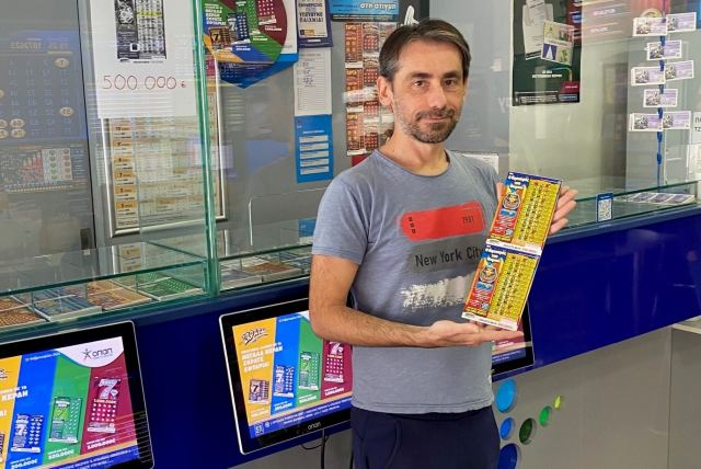 Μεγάλος νικητής του ΣΚΡΑΤΣ σε κατάστημα ΟΠΑΠ της Ηλιούπολης – Κέρδισε 500.000 ευρώ στο παιχνίδι «ΘΗΣΑΥΡΟΣ ΤΟΥ ΦΑΡΑΩ»