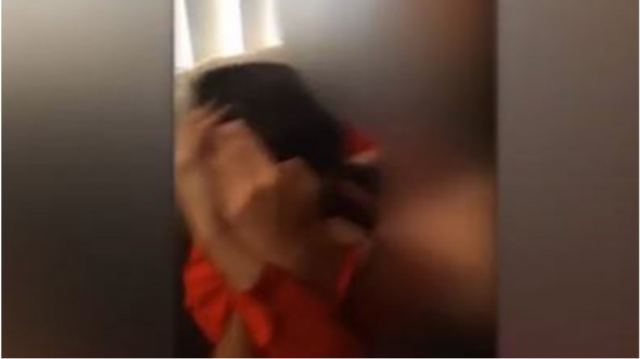 Πατέρας έστησε παγίδα στον βιαστή της 14χρονης κόρης του - Τον παρέδωσε στην Αστυνομία αφού πρώτα... [Βίντεο]