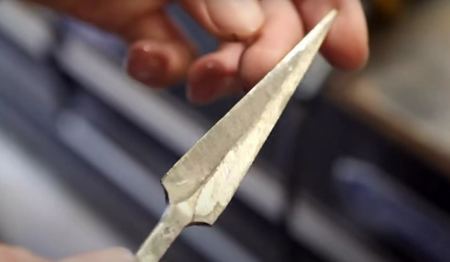 19χρονος έφτιαξε μαχαίρι από… μετεωρίτη 4,5 δισ. ετών