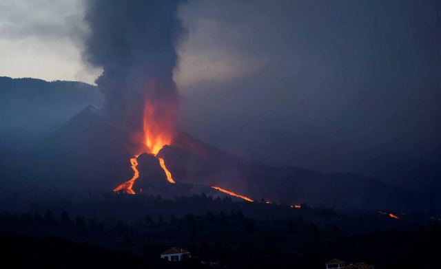 Λα Πάλμα: Διαλύθηκε το νέφος από την ηφαιστειακή τέφρα - Τέλος το lockdown για τους κατοίκους