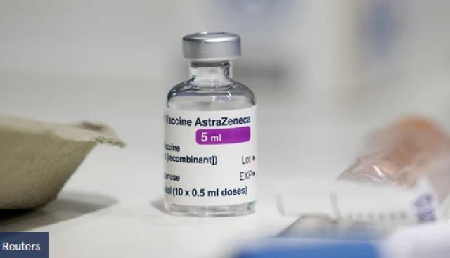 Εμβόλιο AstraZeneca: Αγωνία ενόψει των αποφάσεων του ΕΜΑ μετά την παραδοχή για θρομβώσεις - Σε στάση αναμονής η Ελλάδα