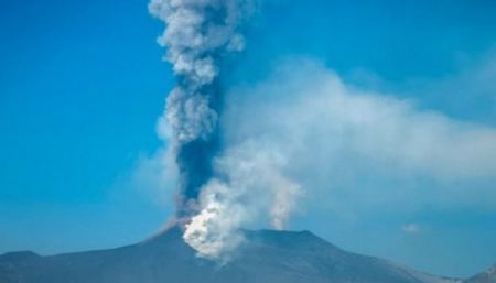 Έκρηξη Αίτνας: Κινητοποίηση για την ηφαιστειακή τέφρα - Προς τα πού κινείται