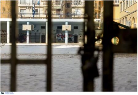 Κλειστά τα σχολεία στις Μοίρες λόγω του σεισμού - Στην Κρήτη ο Ευθύμης Λέκκας, σε επιφυλακή η Πολιτική Προστασία
