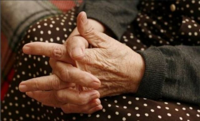 Ράχες: Πως γλίτωσε τελευταία στιγμή η γιαγιά από τους απατεώνες