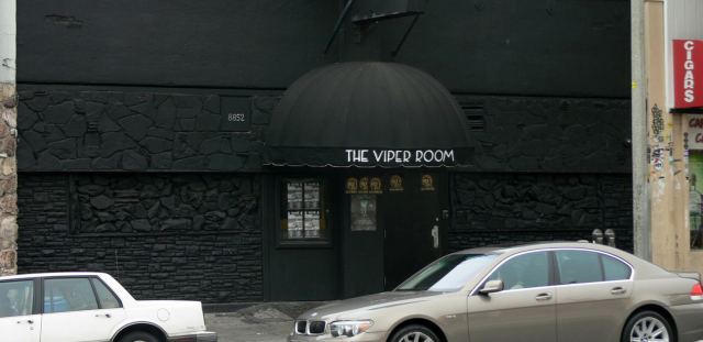 The Viper Room: Στα άδυτα του πιο ξέφρενου και αμφιλεγόμενου κλαμπ του Χόλιγουντ
