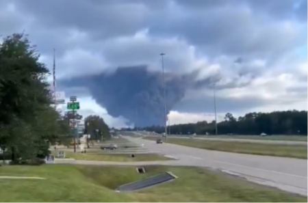 Τέξας: Μεγάλη έκρηξη σε εργοστάσιο χημικών, δόθηκε εντολή εκκένωσης – Βίντεο