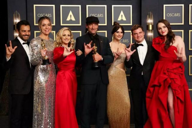 Oscars 2022: Οι νικητές, η Ουκρανία και τα δυο μεγάλα σοκ της βραδιάς