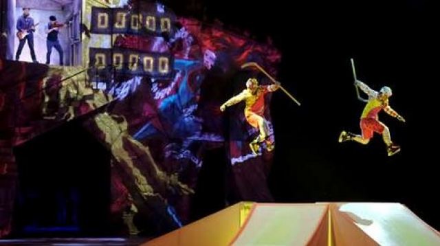 Στον &quot;αέρα&quot; το διάσημο Cirque du Soleil λόγω κορωνοϊού - Τι λέει Ελληνίδα εργαζόμενη [Βίντεο]
