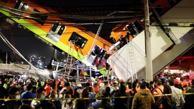 Μεξικό: 15 νεκροί - Κατέρρευσε γέφυρα του Μετρό πάνω σε δρόμο