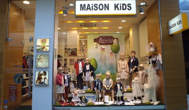 Λαμία: Τα ομορφότερα παιδικά και βαπτιστικά για το Πάσχα θα τα βρείτε στο «Maison Kids»