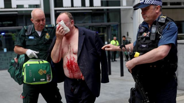 Λονδίνο: Άνδρας τραυματίστηκε κοντά στα κυβερνητικά γραφεία