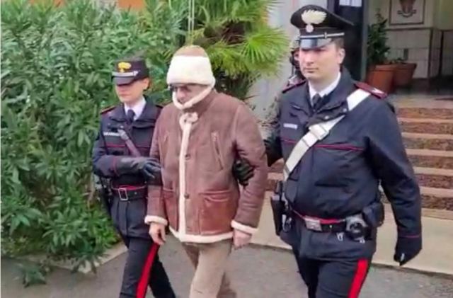 Ιταλία: Οι εικόνες από τη στιγμή της σύλληψης του αρχινονού της μαφίας, Ματέο Μεσσίνα Ντενάρο
