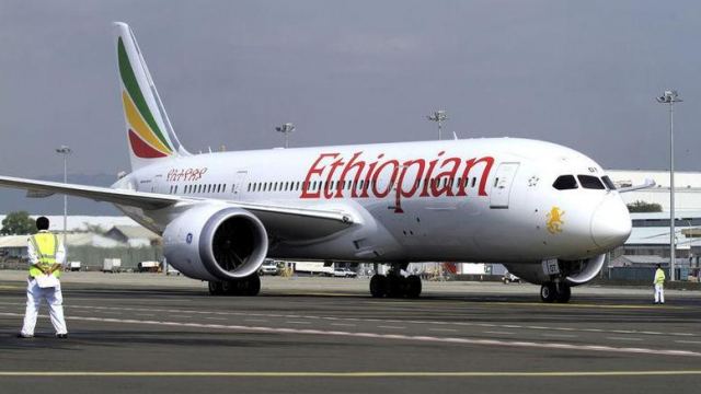 Αναγκαστική προσγείωση Boeing 767 της Ethiopian με φλεγόμενο κινητήρα