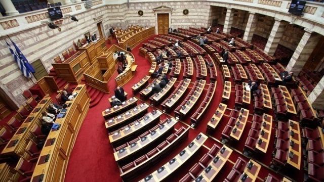 Απέρριψε η κυβέρνηση τις τροπολογίες του ΣΥΡΙΖΑ και του ΚΚΕ για μειώσεις σε Ειδικό Φόρο Κατανάλωσης και ΕΝΦΙΑ